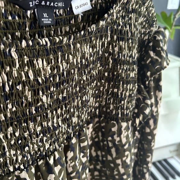 Zac & Rachel Green and Cream Smocked Blouse XL - Picture 10 of 16